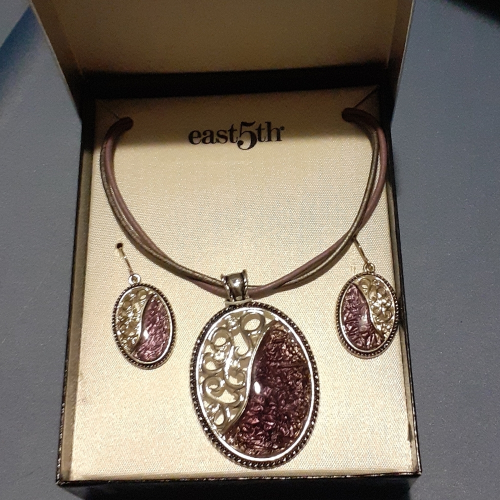 Necklace and Earrings set